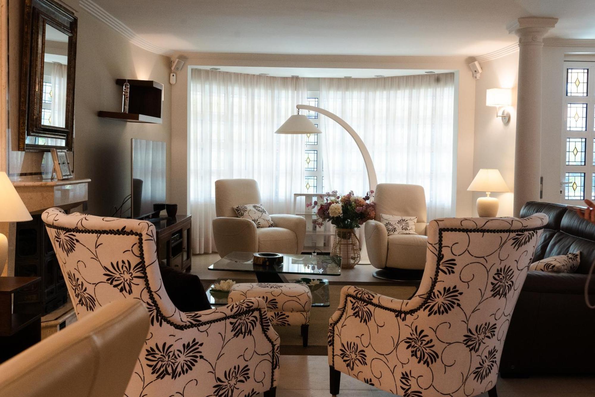 Experience Valencia Luxury Chalet Puig Val Con Piscina Bagian luar foto